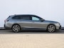 Volkswagen Passat Variant 1.5 eHybrid R-Line Edition 272 PK DSG | Panoramadak | Stoel/Stuurverwarming | LED Matrix | Camera | Keyless | Trekhaak | Harman Kardon | Trekhaak