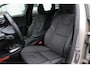 Volvo V40 Cross Country T3 Nordic+ Automaat | 100% Dealeronderhouden | 1e Eigenaar | Trekhaak | Stoelverwarming | Lichtmetalen velgen | Navigatie | Bluetooth | Koplampsproeiers