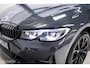BMW 3-Serie Touring 318i Corporate High Exe | Dravitgrau | Trekhaak | Individual | Sportstoelen | CarPlay | NAP NL auto | rijklaarprijs |