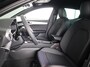 SEAT Leon 1.5 TSI e-Hybrid FR Business | Technology Pack | Velgen 'Performance Supreme', 18 inch | Elektr. Trekhaak | Midnight Black Metallic