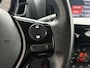 Peugeot 108 1.0 e-VTi Collection / All Seasonbanden / Camera / Apple CarPlay/Android Auto / Lichtmetalen Velgen / Climate Control / Keyless Entry & Go / Bluetooth /