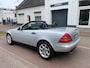 Mercedes-Benz SLK 200, airco, stoelverwarming. Mooi.