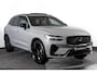 Volvo XC60 2.0 T6 Plug-in hybrid AWD Plus Black Edition - Facelift MY26 | Harman/Kardon | Elek. Trekhaak | S/K-Panodak | Dig. Cockpit | Adapt. Cruise | Elek. Klep | Stoel-+Stuurverw. | 360 Camera | NAV+App. Connect | ECC | LM 21" | 5880
