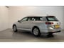 Volkswagen Passat Variant 1.5 TSI 150pk DSG Business Virtual Cockpit Trekhaak Navigatie App-Connect