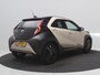 Toyota Aygo X 1.0 VVT-i S-CVT Premium AUTOMAAT / Navigatie / Adaptieve Cruise / JBL / Stoelverwarming / Achteruitrijcamera / Parkeersensoren / Dealeronderhouden / Airco Climate control / Apple CarPlay & Android Auto /