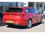 SEAT Leon Sportstourer 1.5 TSI 150pk FR Business Intense | Trekhaak | Navigatie | Elektrische Achterklep | Camera | Adaptive Cruise | PDC