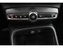 Volvo XC40 T5 Recharge R-Design | Panoramadak | Trekhaak | Harman/Kardon | Camera | Stoel en stuurwielverwarming | Adaptieve Cruise control |