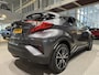 Toyota C-HR / C-HR+ 1.8 Hybrid First Edition, NL auto, JBL audio, Adaptive, Camera