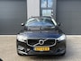 Volvo XC60 2.0 B5 Momentum Pro