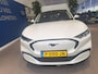 Ford Mustang Mach-E Extended RWD 98 kWh | 360" Camera | Adaptive Cruise Control | Pano | Elekt. Achterklep | B&O Geluidssysteem | Draadloze Carplay | Draadloos Opladen Mobiele Telefoon |