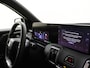 Suzuki e-Vitara Style 61 kWh | Navigatie | 360 Camera | Apple Carplay / Android auto | All Season banden 19" |