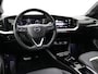 Opel Mokka-e Ultimate 50-kWh 11kw bl. / SoH 100% / Stuur en Stoelverwarming / Adaptieve Cruise / Trekhaak / Apple Carplay / Dealeronderhouden / 1ste Eigenaar / Navigatie / Apple CarPlay & Android Auto / 3-fase laden / Warmtepomp /