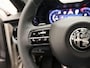 Alfa Romeo Junior 1.2 Turbo Hybrid Ibrida | Apple Carplay/Android Auto | Parkeersensoren | Climate Control | Cruise Control | Lichtmetalen Velgen |