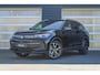 Volkswagen Tiguan 1.5 eHybrid 204pk DSG Life | Trekhaak | 19" LM Velgen | Elek. Achterklep