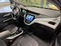 Opel Ampera-e Business executive 60 kWh | SOH 100% | Origneel Nederlands | Trekhaak | Apple Carplay | Android Auto | Stoelverwarming | Stuurwielverwarming | Bose | DAB | Camera |