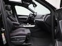 Audi Q5 55 TFSI e S edition Competition l Adaptive cruise control l Luchtvering l Bang & Olufsen premium 3D l Glazen panoramadak l Achteruitrijcamera l Head-up display l Elektrisch verstelbaar stuur l Stoelverwarming voor en achter l Elektrisch verstelbare voorstoelen l Matrix-LED l Trekhaak l Optiekpakket zwart plus l Alarm Klasse III l Navigatie l