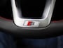 Audi Q5 55 TFSI e S edition Competition l Adaptive cruise control l Luchtvering l Bang & Olufsen premium 3D l Glazen panoramadak l Achteruitrijcamera l Head-up display l Elektrisch verstelbaar stuur l Stoelverwarming voor en achter l Elektrisch verstelbare voorstoelen l Matrix-LED l Trekhaak l Optiekpakket zwart plus l Alarm Klasse III l Navigatie l