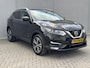 Nissan Qashqai 1.2 N-Connecta / Trekhaak (1200 KG) / 360 Graden camera / Panoramadak / Dealeronderhouden / Automatische Airco / 18" Lichtmetalen velgen