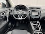 Nissan Qashqai 1.2 N-Connecta / Trekhaak (1200 KG) / 360 Graden camera / Panoramadak / Dealeronderhouden / Automatische Airco / 18" Lichtmetalen velgen