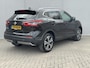 Nissan Qashqai 1.2 N-Connecta / Trekhaak (1200 KG) / 360 Graden camera / Panoramadak / Dealeronderhouden / Automatische Airco / 18" Lichtmetalen velgen