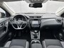 Nissan Qashqai 1.2 N-Connecta / Trekhaak (1200 KG) / 360 Graden camera / Panoramadak / Dealeronderhouden / Automatische Airco / 18" Lichtmetalen velgen