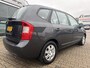Kia Carens 2.0 CVVT X-tra 7 PERSOONS, airco, afkomstig van de 2e eigenaar, nieuwe distributieset.