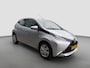 Toyota Aygo 1.0 69pk VVT-i x-play Automaat | Airco | Achteruitrijcamera | Parkeersensoren achter | Metallic lak |