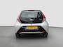 Toyota Aygo 1.0 69pk VVT-i x-play Automaat | Airco | Achteruitrijcamera | Parkeersensoren achter | Metallic lak |