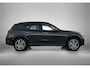 Mercedes-Benz GLC 300e 4MATIC Business Solution AMG | Premium | Nightpakket | Trekhaak | Smartphone-integratie | 360° camera | Sfeerverlichting | Sierdelen metaalstructuur |