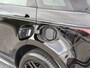 Land Rover Range Rover Evoque P300e 309pk AWD R-Dynamic SE | Adaptive Cruise | Elektr. stoelen met geheugen | Meridian Audio | Stoelverwarming |