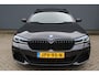 BMW 5-Serie Touring 530e xDrive Business Edition Plus Comfortstoelen Panoramadak Elek-Trekhaak Adap-Cruise