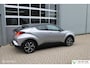 Toyota C-HR / C-HR+ 2.0 Hybrid First Edition 1e Eig Boekjes Trekhaak JBL Sounds systeem.