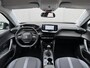 Peugeot 2008 1.2 PureTech Blue Lease Allure / Cruise control / Stoelverwarming / Apple carplay & Android auto / Achteruitrij camera / Navigatie