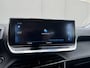 Peugeot 2008 1.2 PureTech Blue Lease Allure / Cruise control / Stoelverwarming / Apple carplay & Android auto / Achteruitrij camera / Navigatie