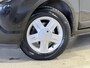 Dacia Sandero 1.2 Blackline | Bluetooth carkit | Airco | Stuur bekrachtiging | Trekhaak