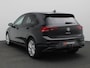 Volkswagen Golf 1.5 eHybrid Life Edition 204PK DSG Trekhaak, Memorystoel, Ergo Active Stoelen, 17" LM Velgen, Keyless, Side Assist, Stoel-Stuurverwarming, Navi via Apple Carplay/Android Auto