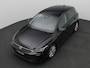 Volkswagen Golf 1.5 eHybrid Life Edition 204PK DSG Trekhaak, Memorystoel, Ergo Active Stoelen, 17" LM Velgen, Keyless, Side Assist, Stoel-Stuurverwarming, Navi via Apple Carplay/Android Auto