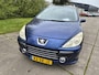Peugeot 307 2.0-16V PREMIUM - Koppeling komt niet goed vrij