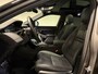Land Rover Range Rover Evoque 1.5 P300e AWD R-Dynamic SE Panoramadak Meridian Surround Trekhaak Carplay