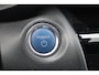 Toyota Yaris Cross 1.5 Hybrid Dynamic Stuur en stoelverwarming | PDC voor en achter