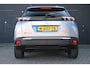 Peugeot e-2008 EV Allure Pack 50 kWh 3 Fase 92,1%SOH! | Adaptive Cruise | Stoelverwarming | Navigatie by App | Climate Control | Full-LED | Achteruitrijcamera | !!