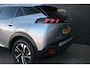 Peugeot e-2008 EV Allure Pack 50 kWh 3 Fase 92,1%SOH! | Adaptive Cruise | Stoelverwarming | Navigatie by App | Climate Control | Full-LED | Achteruitrijcamera | !!