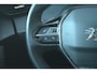 Peugeot e-2008 EV Allure Pack 50 kWh 3 Fase 92,1%SOH! | Adaptive Cruise | Stoelverwarming | Navigatie by App | Climate Control | Full-LED | Achteruitrijcamera | !!