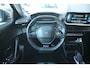 Peugeot e-2008 EV Allure Pack 50 kWh 3 Fase 92,1%SOH! | Adaptive Cruise | Stoelverwarming | Navigatie by App | Climate Control | Full-LED | Achteruitrijcamera | !!