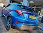 Toyota C-HR / C-HR+ 1.8 Hybrid Automaat Dynamic | Navi | Clima | Adap.Cruise | Keyless Entry | Pdc V+A+Assist+Camera | Rijstrook+Licht+Regensensor | Stoelverwarming | Privacy Glass | 18''lm