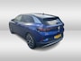 Volkswagen ID.4 First Max 77 kWh / Full option! / Trekhaak / Panoramadak / Camera / Head-up / Keyless / 21'' / ACC / Dodehoek / Elektr. stoelen / Massage / Navigatie / Stuurverwarming
