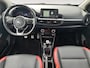 Kia Picanto 1.0 T 100pk GT-Line | Stoel en stuurverwarming | Navigatie | Climate control | Cruise control | Lederen bekleding | Camera | Apple Carplay / Android Auto |