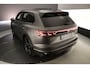 Volkswagen Touareg R 3.0 TSI eHybrid 462pk Tiptronic Trekhaak, Luchtvering, Lederen bekleding, Dyn audio, Adaptive cruise control, Elektrische achterklep, LED matrix koplampen