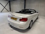 BMW 2-Serie Cabrio 218i - Harman Kardon - Stuur + Stoelverw - Dealer Ond - Trekhaak
