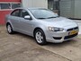 Mitsubishi Lancer Sports Sedan 1.5 Invite